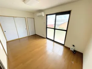 セジュールYAWARA A棟【2階】の居間