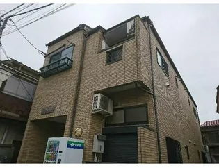 ベガ・コーポ上落合【1階】の外観