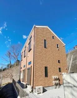 ルミエール六浦南【1階】の外観