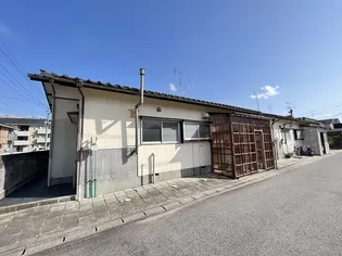 新潟県新発田市大栄町4【一戸建】の外観