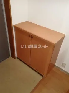 ルネス住吉【6階】の玄関