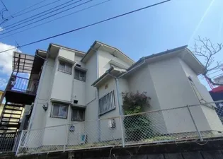 平和荘【2階】の外観