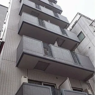 東京都千代田区岩本町1【マンション】の外観