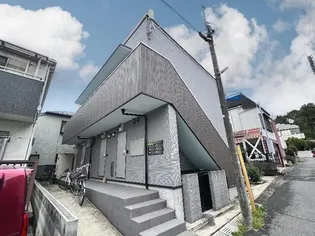 ローレルハウス大久保【1階】の外観