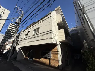 東京都新宿区西新宿8【マンション】の外観