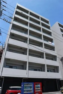 アムールルッソ【2階】の外観