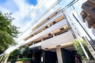 ルーブル芦花公園【2階】の外観