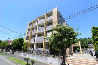 イルリモーネ【2階】の外観