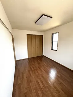 グランパレ陽向【2階】の居間