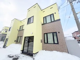 グレースコート川沿の画像