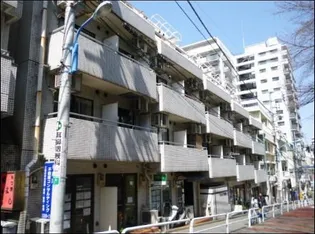 東京都新宿区舟町【マンション】の外観