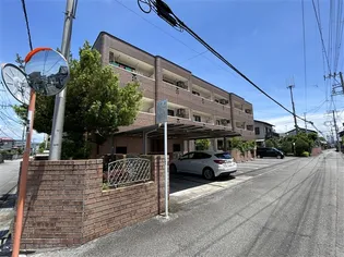 ヒールコート沢田【3階】の外観