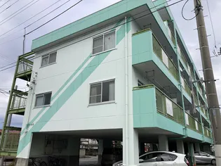 グリーンハイム城山【4階】の外観