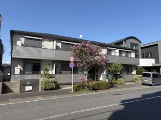 グリシーヌ【2階】の外観