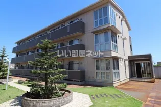 新潟県上越市上源入【アパート】の外観