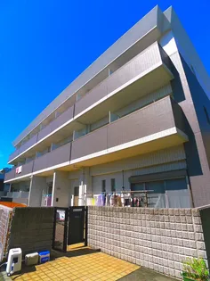 ラフィ-ネ【2階】の外観