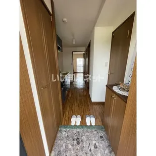 セピアコートIII【1階】の玄関