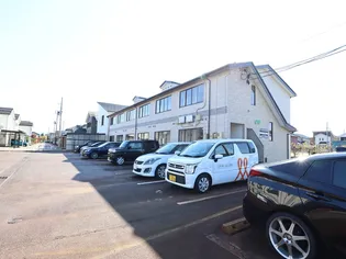 新潟県新発田市中曽根町3【アパート】の外観