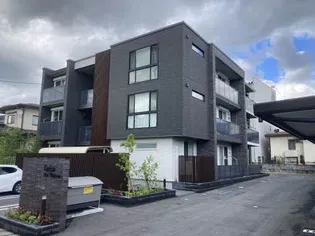 ララ シャーメゾンの画像