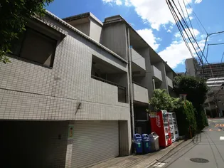 マイスタ-クェ-レ西新宿【1階】の外観