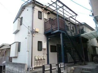 ホワイトハイムB【1階】の外観