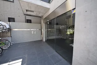 イーストヴィレッジ三宮【9階】の外観