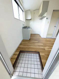 FORTUNA S棟【2階】の玄関