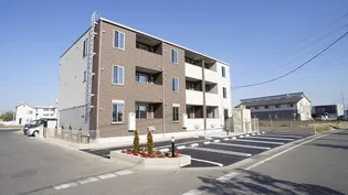 カーサ グリーチネ【1階】の外観