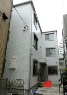 ルーム南麻布【3階】の外観