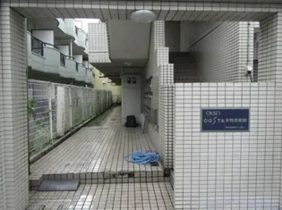 コスタ本牧壱番館【1階】の外観