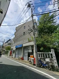 decent【3階】の外観