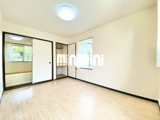 ブエモンジマ【1階】の内装