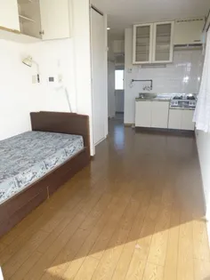 グリーンハイツ【2階】の居間