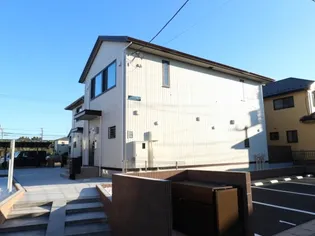 ルピナス南青山の外観