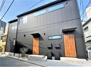 ポルトボヌール【1階】の外観