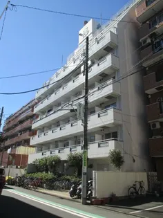 トップ・ルーム横浜【5階】の外観