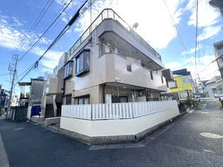ウェルズ大井【2階】の外観