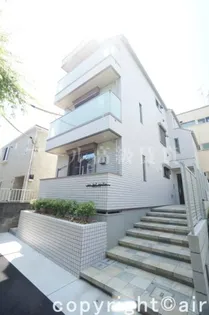 un bel porto ウンベルポルト【1階】の外観