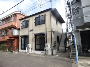 ドエル・ウッズ【1階】の外観