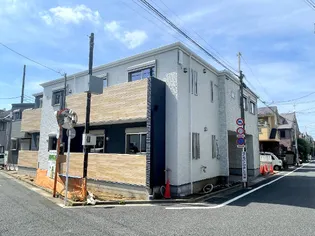 メゾンアジュール【1階】の外観