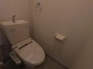 ファインリバーやましな【2階】の内装