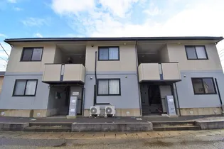 新潟県新発田市緑町1【アパート】の外観