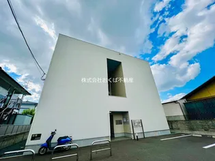 CBMD【2階】の外観