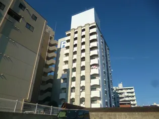 兵庫県西宮市津門呉羽町【マンション】の外観
