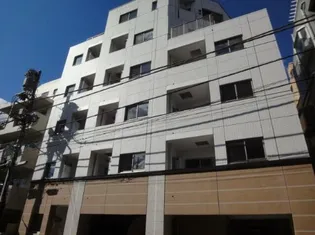 MALULANI千駄ヶ谷【2階】の外観