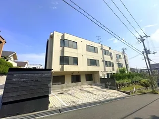 大阪府吹田市円山町【マンション】の外観
