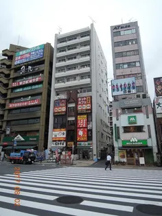 新高ビル【8階】の外観