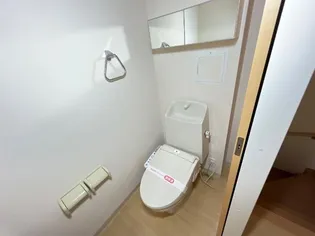 ユニヴァリィ・ハイ【2階】の内装