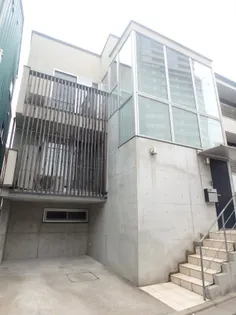 東京都目黒区目黒2【一戸建】の外観