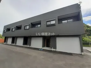 ラグナ・セカGarage02 A棟の外観